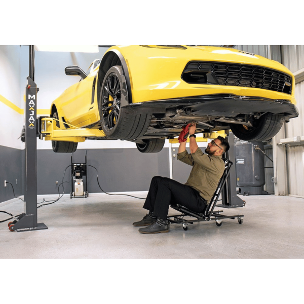 Second image of MaxJax M7K Portable Car Lift  Standard Package